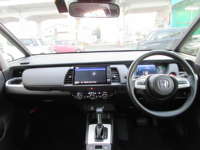 フィット e:HEVホーム 純正Dオーディオ(CD/DVD/SD/フルセグ/USB)前後+車内純正ドラレコ・Bカメラ・ホンダセンシング・ETC・クルコン・禁煙車・ハーフレザーシート・電子パーキング・オートホールド(15枚目)