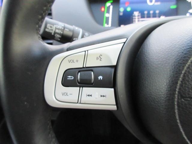 フィット e:HEVホーム 純正Dオーディオ(CD/DVD/SD/フルセグ/USB)前後+車内純正ドラレコ・Bカメラ・ホンダセンシング・ETC・クルコン・禁煙車・ハーフレザーシート・電子パーキング・オートホールド(31枚目)