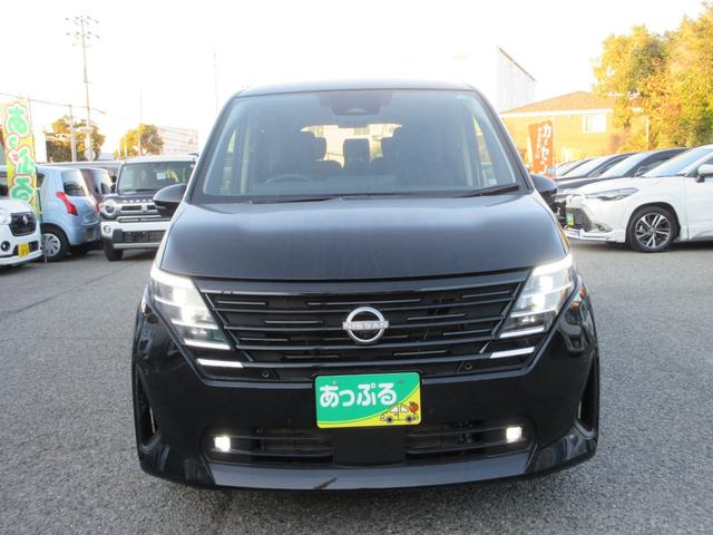 セレナ ハイウェイスターＶ　純正１２．３インチＤオーディオ　１１インチ後席モニター　全方位Ｃ　ＥＴＣ２．０　ドラレコ前後　クルコン　ステリモ　前後シートヒーター　両側パワスラ　シートバックテーブル　純正マット／バイザー／１６ＡＷ（2枚目）