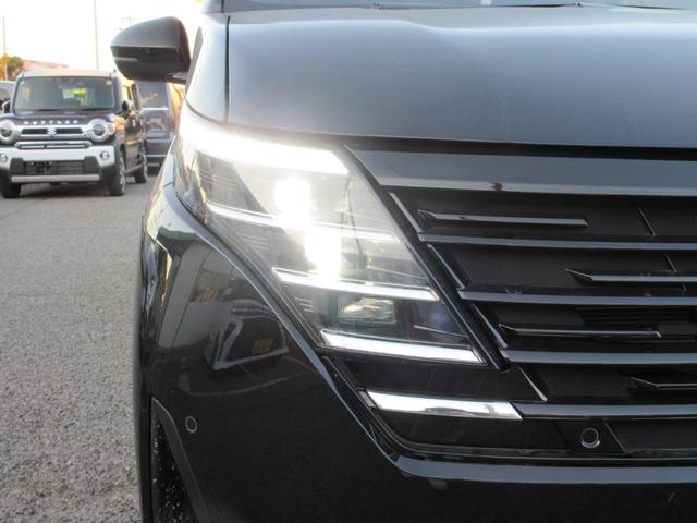 セレナ ハイウェイスターＶ　純正１２．３インチＤオーディオ　１１インチ後席モニター　全方位Ｃ　ＥＴＣ２．０　ドラレコ前後　クルコン　ステリモ　前後シートヒーター　両側パワスラ　シートバックテーブル　純正マット／バイザー／１６ＡＷ（21枚目）