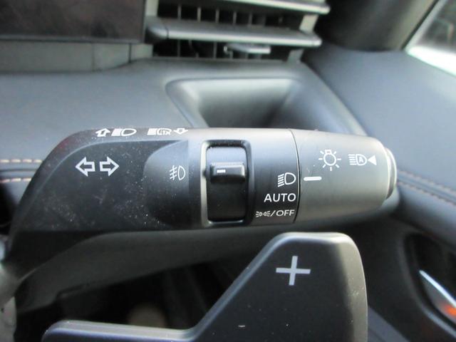 セレナ ハイウェイスターＶ　純正１２．３インチＤオーディオ　１１インチ後席モニター　全方位Ｃ　ＥＴＣ２．０　ドラレコ前後　クルコン　ステリモ　前後シートヒーター　両側パワスラ　シートバックテーブル　純正マット／バイザー／１６ＡＷ（31枚目）