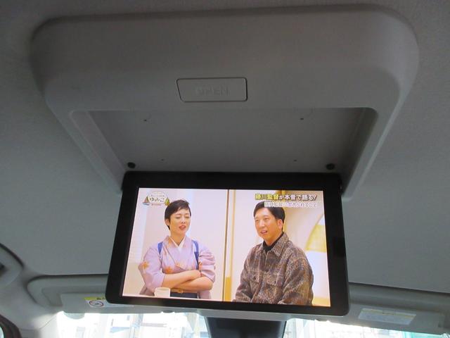 セレナ ハイウェイスターＶ　純正１２．３インチＤオーディオ　１１インチ後席モニター　全方位Ｃ　ＥＴＣ２．０　ドラレコ前後　クルコン　ステリモ　前後シートヒーター　両側パワスラ　シートバックテーブル　純正マット／バイザー／１６ＡＷ（52枚目）