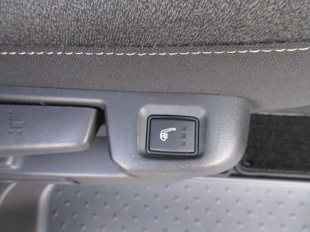 セレナ ハイウェイスターＶ　純正１２．３インチＤオーディオ　１１インチ後席モニター　全方位Ｃ　ＥＴＣ２．０　ドラレコ前後　クルコン　ステリモ　前後シートヒーター　両側パワスラ　シートバックテーブル　純正マット／バイザー／１６ＡＷ（56枚目）