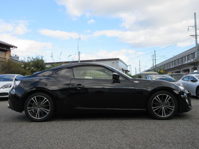 ８６ ＧＴ　社外９型Ｄオーッディオ（ＢＴ・アップルカープレイ・アンドロイドオート）ＥＴＣ・カロオツェリアアンプ・アルパインツイーター・デジタルルームミラー・Ｂカメラ・社外ボンネット・ドラレコ（4枚目）