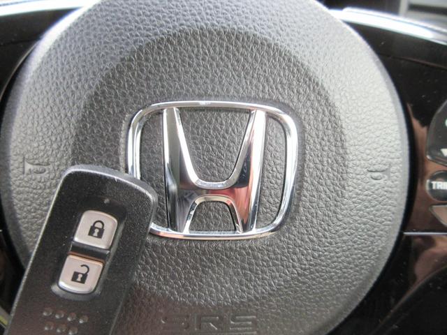 Ｎ－ＯＮＥ オリジナル　純正Ｄオーディオ（ＣＤ／ＤＶＤ／ＢＴ／ワンセグ）Ｂカメラ・ホンダセンシング・クルコン・ハーフレザーシート・ステリモ・電子パーキング・ブレーキホールド・オートＡＣ・オートＬＥＤ・純正マット（26枚目）