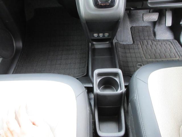 Ｎ－ＯＮＥ オリジナル　純正Ｄオーディオ（ＣＤ／ＤＶＤ／ＢＴ／ワンセグ）Ｂカメラ・ホンダセンシング・クルコン・ハーフレザーシート・ステリモ・電子パーキング・ブレーキホールド・オートＡＣ・オートＬＥＤ・純正マット（40枚目）