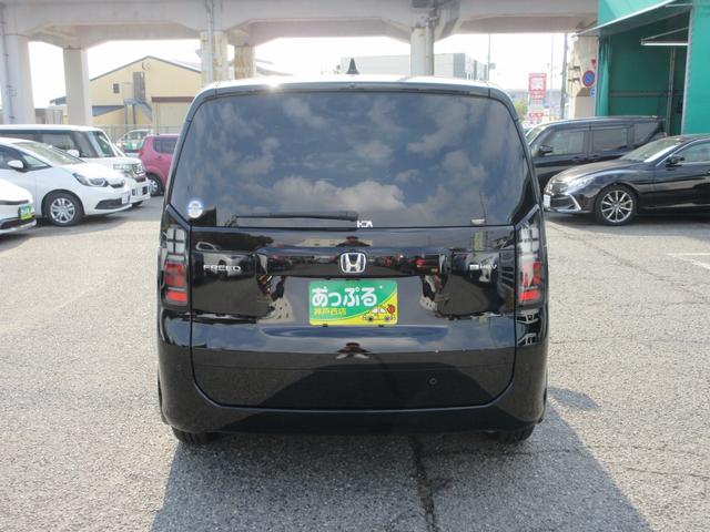 フリード ｅ：ＨＥＶエアー　ＥＸ　純正８型Ｄオーディオ（ＢＴ・ＵＳＢ）ホンダセンシング・両側パワスラ・禁煙車・ＥＴＣ・前席シートヒーター・後席ＵＳＢ端子・オートホールド・リアサンシェード・ブラインドスポットモニター（3枚目）