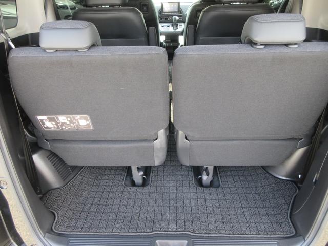 フリード ｅ：ＨＥＶエアー　ＥＸ　純正８型Ｄオーディオ（ＢＴ・ＵＳＢ）ホンダセンシング・両側パワスラ・禁煙車・ＥＴＣ・前席シートヒーター・後席ＵＳＢ端子・オートホールド・リアサンシェード・ブラインドスポットモニター（18枚目）