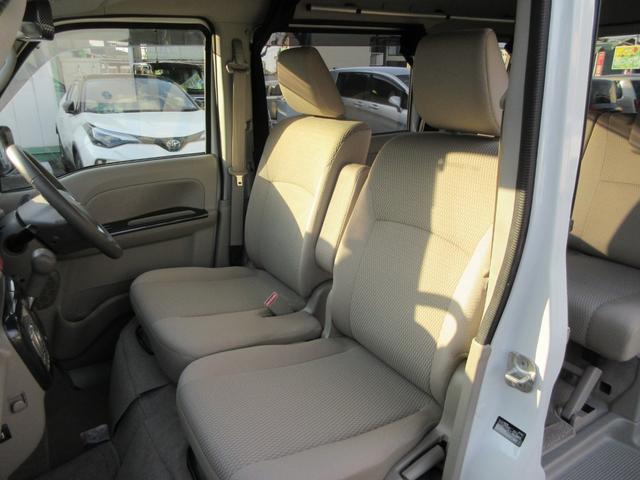 エブリイワゴン PZターボスペシャル ターボ・ハイルーフ・両側パワスラ・禁煙車・ETC・オートステップ・車中泊・デュアルカメラサポート・Pセンサー・D席シートヒーター・USB/タイプC端子・カーテン付き・フルフラット(12枚目)