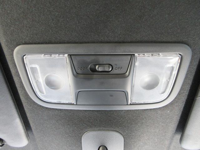 N-BOXカスタム L 純正ナビ・両側パワスラ・前後+車内ドラレコ・ETC・シートバックテーブル・リアサンシェード・Bカメラ・ホンダセンシング・前席シートヒーター・USB端子・禁煙車・クルコン・ステリモ(48枚目)