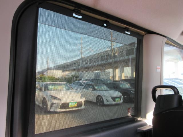 タント ファンクロス 社外ナビ・両側パワスラ・禁煙車・衝突軽減ブレーキ・ルーフレール・前席シートヒーター・リアサンシェード・シートバックテーブル・オートホールド・前後席USB端子・純正マット(41枚目)