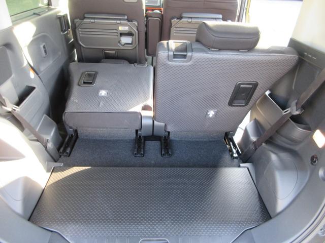 タント ファンクロス 社外ナビ・両側パワスラ・禁煙車・衝突軽減ブレーキ・ルーフレール・前席シートヒーター・リアサンシェード・シートバックテーブル・オートホールド・前後席USB端子・純正マット(45枚目)