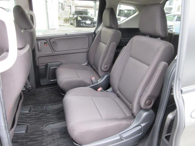 フリードハイブリッド ハイブリッド・Gホンダセンシング ナビ(CD・DVD・SD・BT・REC・フルセグ・USB)両側パワスラ・前後ドラレコ・禁煙車・ETC・Bカメラ・前席シートヒーター・オートワイパー・ホンダセンシング・リアサンシェード・USB(13枚目)