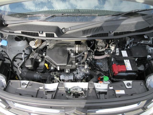 ソリオ ハイブリッドMX 純正9型ナビ(DVD・CD・BT・フルセグ・アップルカープレイ・アンドロイドオート)両側パワスラ・全方位カメラ・前後ドラレコ・シートバックテーブル・リアサンシェード・前席シートヒーター(17枚目)