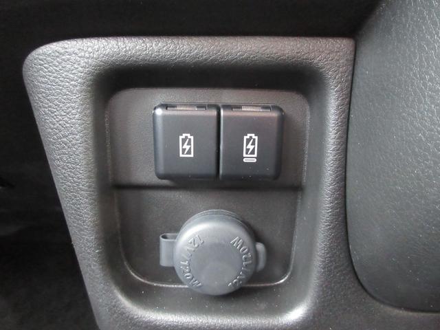 ソリオ ハイブリッドMX 純正9型ナビ(DVD・CD・BT・フルセグ・アップルカープレイ・アンドロイドオート)両側パワスラ・全方位カメラ・前後ドラレコ・シートバックテーブル・リアサンシェード・前席シートヒーター(40枚目)