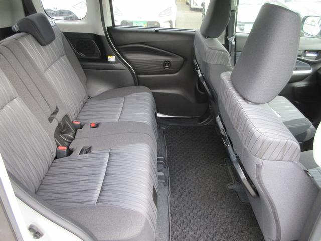 ソリオ ハイブリッドMX 純正9型ナビ(DVD・CD・BT・フルセグ・アップルカープレイ・アンドロイドオート)両側パワスラ・全方位カメラ・前後ドラレコ・シートバックテーブル・リアサンシェード・前席シートヒーター(51枚目)