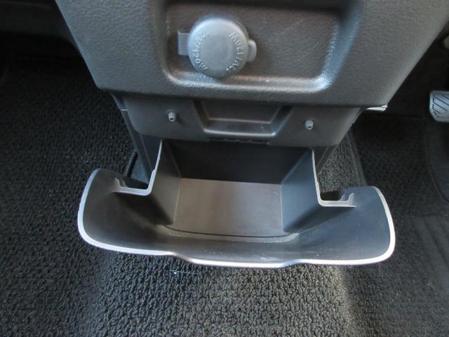 ソリオバンディット ハイブリッドMV ワンオーナー・ユーザー買取・社外8型ナビ・両側スライド・ETC・禁煙車・Bカメラ・前席シートヒーター・シートバックテーブル・リアサンシェード・デュアルカメラブレーキサポート(44枚目)