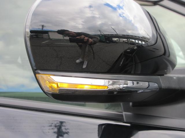 プリウス Ｓツーリングセレクション　モデリスタ・社外ナビ（ＣＤ・ＤＶＤ・ＳＤ・ＢＴ・フルセグ）禁煙車・ＥＴＣ・ドラレコ・Ｂカメラ・前席シートヒーター・レザーシート・純正１７インチアルミ・オートＡＣ・オートＬＥＤライト・フォグ（23枚目）