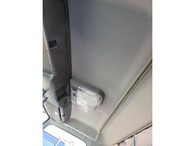 3.1トン アルミウイング 荷寸L619 W232 H232 フロア6MT ターボ バックカメラ 坂道発進補助装置 DPD オーバーヘッドコンソール 車幅灯 導風板 暖気システム 左片側電格 集中ロック スペアキー 日本フルハーフ製(30枚目)