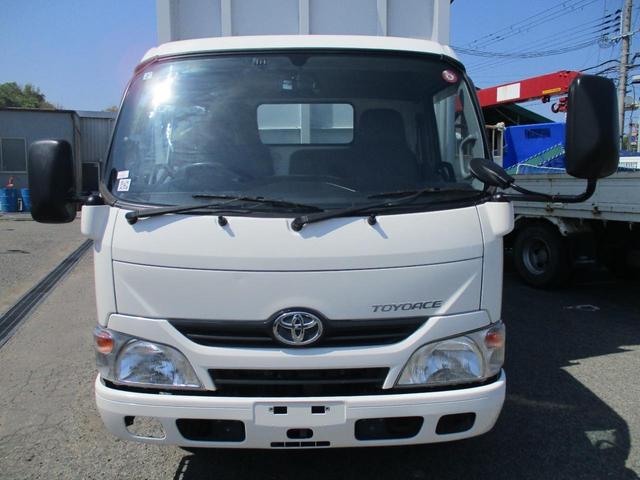 トヨエース ３トン　パネルウイング　荷寸４２９－１７８－２１２　５速ＭＴ　バックカメラ　ラッシングレール２段　床フック左右６箇所ずつ　ＡＢＳ　左電格ミラー　２トンウイング　２トン車　アシストアイドルアップ　ＥＣＯＭＯＤＥ　Ｂカメラ　２トンベース　パネル　ウイング（6枚目）