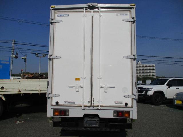トヨエース ３トン　パネルウイング　荷寸４２９－１７８－２１２　５速ＭＴ　バックカメラ　ラッシングレール２段　床フック左右６箇所ずつ　ＡＢＳ　左電格ミラー　２トンウイング　２トン車　アシストアイドルアップ　ＥＣＯＭＯＤＥ　Ｂカメラ　２トンベース　パネル　ウイング（14枚目）