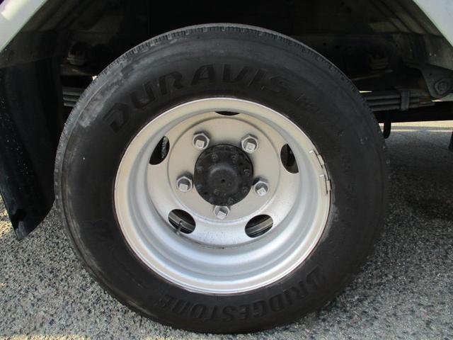 トヨエース ３トン　パネルウイング　荷寸４２９－１７８－２１２　５速ＭＴ　バックカメラ　ラッシングレール２段　床フック左右６箇所ずつ　ＡＢＳ　左電格ミラー　２トンウイング　２トン車　アシストアイドルアップ　ＥＣＯＭＯＤＥ　Ｂカメラ　２トンベース　パネル　ウイング（25枚目）