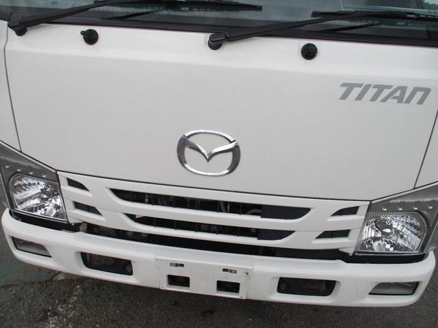 タイタントラック １．５トン　標準　平　低床　ＡＴ　荷寸３１１－１６１－３８　４ナンバー　ＥＴＣ　左電格ミラー　ＡＳＲ　ＡＢＳ　２トン車　２トンベース　２トン平　平車　平ボディー　平ボデー　標準平　６速ＡＴ　外寸４６９－１６９－１９５　地上高：８０ｃｍ（6枚目）