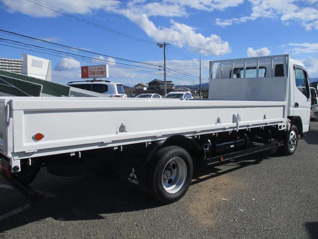 キャンター 2トン ワイド超ロング 全低床 5速MT 鳥居鉄板 荷台塗装 荷寸500-191-38 床板後ろ鉄板 ETC ロープ穴左右3ヶ所ずつ リアアオリ内側鉄板 左電格ミラー 150馬力 ABS ロープフック ターボ 取扱説明書 WL Wロング 2トン車 架装(11枚目)