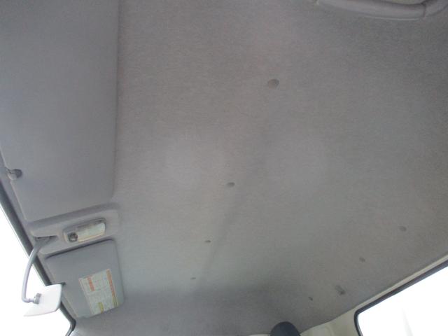 キャンター 2トン ワイド超ロング 全低床 5速MT 鳥居鉄板 荷台塗装 荷寸500-191-38 床板後ろ鉄板 ETC ロープ穴左右3ヶ所ずつ リアアオリ内側鉄板 左電格ミラー 150馬力 ABS ロープフック ターボ 取扱説明書 WL Wロング 2トン車 架装(46枚目)