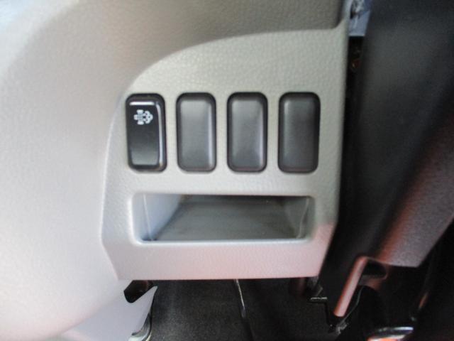 キャンター ２トン　ワイドロング　全低床　５速ＭＴ　床鉄板　ロープフック　荷寸４３４／１９０／３８　ロープ穴左右３箇所対　床フック左右３箇所対　左電格ミラー　取扱説明書　レベライザー　２トン平　２トンベース　２トン車　平　平車　ＷＬ　ワイド　ロング　架装（35枚目）