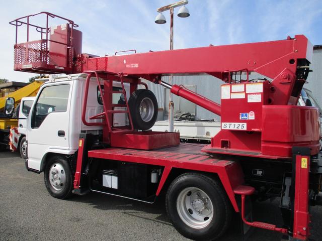 エルフトラック 作業床12.3m 高所作業車 バケット200kg 高床 5速MT アワーメーター6551.1h 左電格ミラー (株)エスマック製 130馬力 ターボ無し MT 2トン車 2トンベース 高車 ミッション マニュアル 130馬力 4HL1 伸縮ブーム型(9枚目)