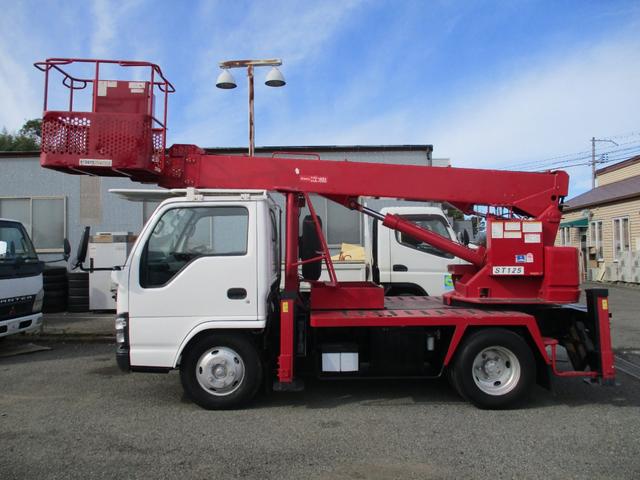 エルフトラック 作業床12.3m 高所作業車 バケット200kg 高床 5速MT アワーメーター6551.1h 左電格ミラー (株)エスマック製 130馬力 ターボ無し MT 2トン車 2トンベース 高車 ミッション マニュアル 130馬力 4HL1 伸縮ブーム型(11枚目)