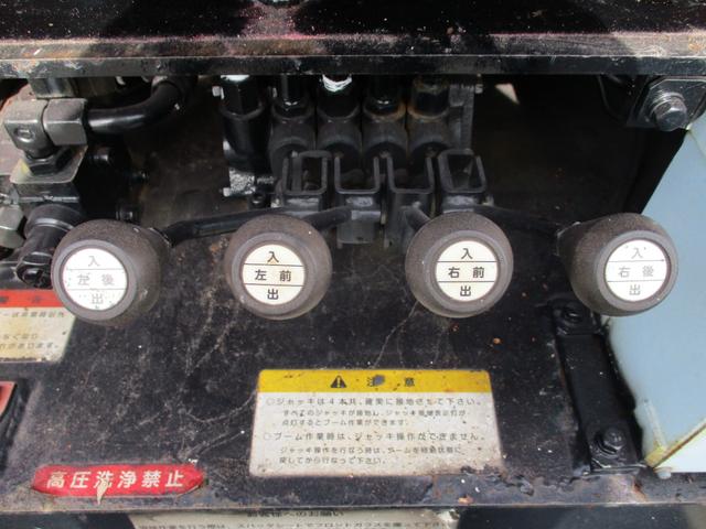 エルフトラック 作業床12.3m 高所作業車 バケット200kg 高床 5速MT アワーメーター6551.1h 左電格ミラー (株)エスマック製 130馬力 ターボ無し MT 2トン車 2トンベース 高車 ミッション マニュアル 130馬力 4HL1 伸縮ブーム型(14枚目)