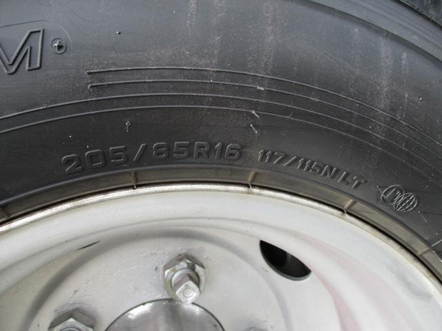 エルフトラック 作業床12.3m 高所作業車 バケット200kg 高床 5速MT アワーメーター6551.1h 左電格ミラー (株)エスマック製 130馬力 ターボ無し MT 2トン車 2トンベース 高車 ミッション マニュアル 130馬力 4HL1 伸縮ブーム型(43枚目)