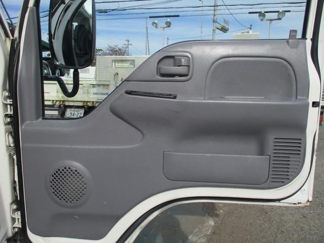 エルフトラック 作業床12.3m 高所作業車 バケット200kg 高床 5速MT アワーメーター6551.1h 左電格ミラー (株)エスマック製 130馬力 ターボ無し MT 2トン車 2トンベース 高車 ミッション マニュアル 130馬力 4HL1 伸縮ブーム型(45枚目)