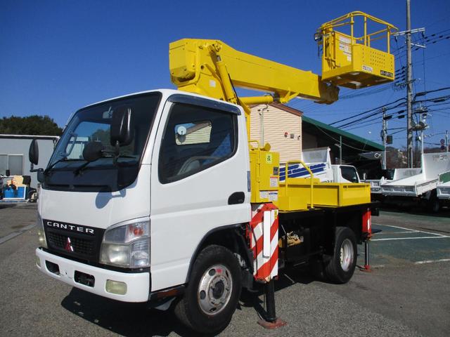 キャンター 作業床高１２ｍ　高所作業車　バケット２００ｋｇ　高床　５ＭＴ　積載１５０ｋｇ　作業半径９．８ｍ　アワーメーター４８８３．９ｈ　左電格ミラー　ＥＴＣ　荷台塗装　坂道発進補助装置　タダノ製　２トンベース　レベライザー　高所作業　トラック式　５速　５速ＭＴ　ＭＴ　架装（6枚目）