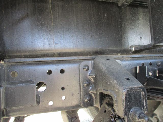 キャンター 作業床高１２ｍ　高所作業車　バケット２００ｋｇ　高床　５ＭＴ　積載１５０ｋｇ　作業半径９．８ｍ　アワーメーター４８８３．９ｈ　左電格ミラー　ＥＴＣ　荷台塗装　坂道発進補助装置　タダノ製　２トンベース　レベライザー　高所作業　トラック式　５速　５速ＭＴ　ＭＴ　架装（45枚目）