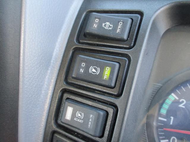 キャンター 作業床高１２ｍ　高所作業車　バケット２００ｋｇ　高床　５ＭＴ　積載１５０ｋｇ　作業半径９．８ｍ　アワーメーター４８８３．９ｈ　左電格ミラー　ＥＴＣ　荷台塗装　坂道発進補助装置　タダノ製　２トンベース　レベライザー　高所作業　トラック式　５速　５速ＭＴ　ＭＴ　架装（54枚目）