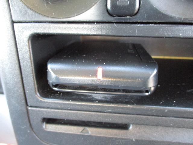 キャンター 作業床高１２ｍ　高所作業車　バケット２００ｋｇ　高床　５ＭＴ　積載１５０ｋｇ　作業半径９．８ｍ　アワーメーター４８８３．９ｈ　左電格ミラー　ＥＴＣ　荷台塗装　坂道発進補助装置　タダノ製　２トンベース　レベライザー　高所作業　トラック式　５速　５速ＭＴ　ＭＴ　架装（55枚目）