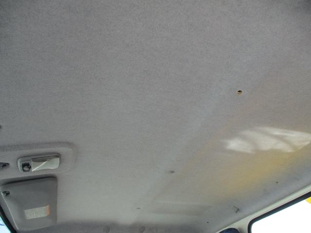 キャンター 作業床高１２ｍ　高所作業車　バケット２００ｋｇ　高床　５ＭＴ　積載１５０ｋｇ　作業半径９．８ｍ　アワーメーター４８８３．９ｈ　左電格ミラー　ＥＴＣ　荷台塗装　坂道発進補助装置　タダノ製　２トンベース　レベライザー　高所作業　トラック式　５速　５速ＭＴ　ＭＴ　架装（62枚目）