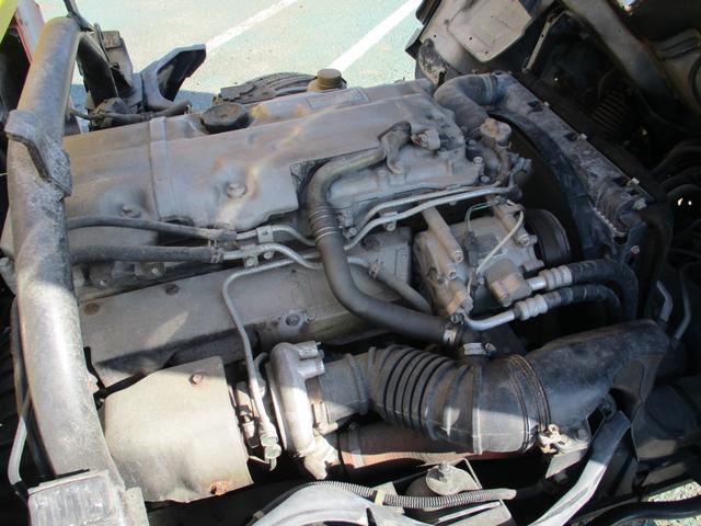 キャンター 作業床高１２ｍ　高所作業車　バケット２００ｋｇ　高床　５ＭＴ　積載１５０ｋｇ　作業半径９．８ｍ　アワーメーター４８８３．９ｈ　左電格ミラー　ＥＴＣ　荷台塗装　坂道発進補助装置　タダノ製　２トンベース　レベライザー　高所作業　トラック式　５速　５速ＭＴ　ＭＴ　架装（67枚目）