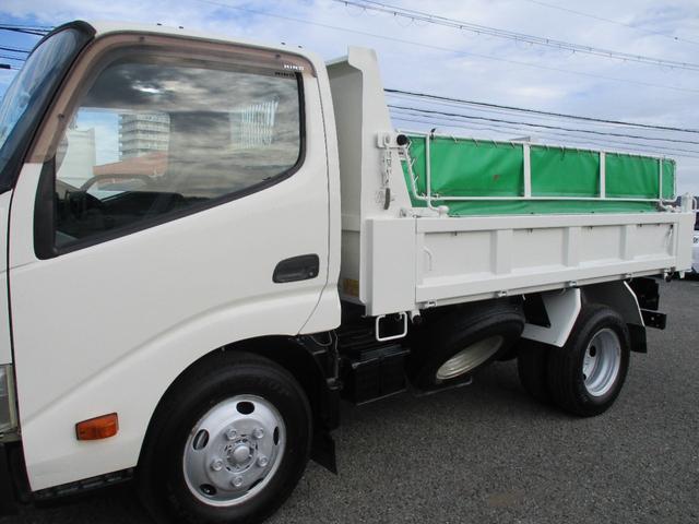 デュトロ ３トン　強化ダンプ　高床　５ＭＴ　コボレーン　ピン加工２箇所　荷寸３０４－１５９－３７　極東ＤＤ０２－３１　荷台塗装　ＥＴＣ　１３６馬力　Ｎ０４Ｃエンジン　地上高９７．８ｃｍ　３トンダンプ　強化　ダンプ　３トン車　２トンベース　架装　４ナンバー（10枚目）