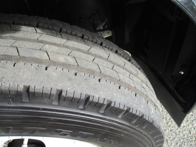 デュトロ ３トン　強化ダンプ　高床　５ＭＴ　コボレーン　ピン加工２箇所　荷寸３０４－１５９－３７　極東ＤＤ０２－３１　荷台塗装　ＥＴＣ　１３６馬力　Ｎ０４Ｃエンジン　地上高９７．８ｃｍ　３トンダンプ　強化　ダンプ　３トン車　２トンベース　架装　４ナンバー（33枚目）