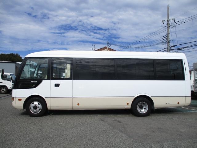 ローザ 29人乗り マイクロバス 5速MT オートスイング ETC モケットシート リクライニング バックカメラ ETC ドライブレコーダー オートエアコン ABS マイク 国産エンジン 160馬力 ターボ 4M50エンジン 自動ドア バス 中古バス 架装(8枚目)