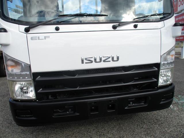 エルフトラック 2トン ワイドロング 全低床 6速MT アルミ縞板 ETC 荷寸430/207/38 アルミブロック 坂道発進補助装置 レベライザー バックカメラ 1ナンバー スペアタイヤ 2トンベース 2トン車 ミッション マニュアル MT 架装 平 平車(6枚目)