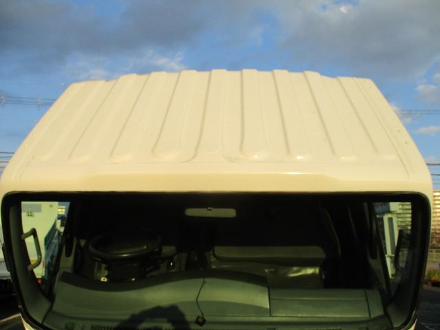 エルフトラック 2トン ワイドロング 全低床 6速MT アルミ縞板 ETC 荷寸430/207/38 アルミブロック 坂道発進補助装置 レベライザー バックカメラ 1ナンバー スペアタイヤ 2トンベース 2トン車 ミッション マニュアル MT 架装 平 平車(7枚目)