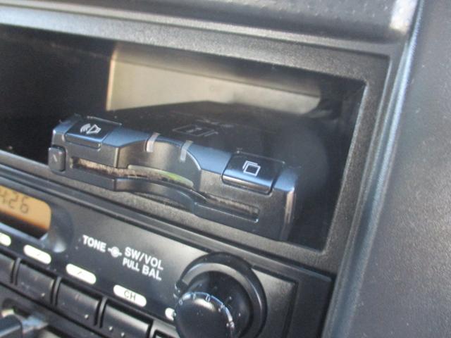 エルフトラック 2トン ワイドロング 全低床 6速MT アルミ縞板 ETC 荷寸430/207/38 アルミブロック 坂道発進補助装置 レベライザー バックカメラ 1ナンバー スペアタイヤ 2トンベース 2トン車 ミッション マニュアル MT 架装 平 平車(32枚目)