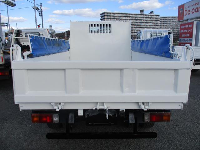 デュトロ ３トン　ダンプ　極東製　全低床　ＭＴ　コボレーン　レベライザ　ピン加工１箇所　ロープフック　荷台塗装　スペアタイヤ　取扱説明書　３トンダンプ　３トン車　２トンベース　ダンプ　極東ダンプ　４ナンバー　ミッション　マニュアル　ＭＴ（12枚目）