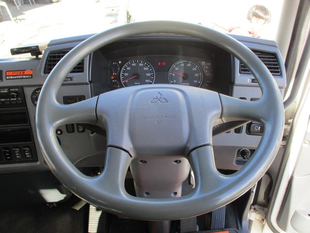 ファイター ２．３トン　２．９３トン吊り　古河ユニック　４段クレーン　フックイン　６速ＭＴ　荷寸５１０／２１０／２０　ベッド　坂道発進補助装置　左電格ミラー　荷台塗装　メッキパーツ　作業灯　タイヤ灯　アウトリガー　４トンベース　４トン車　４トン平　平　平車　ＭＴ（54枚目）