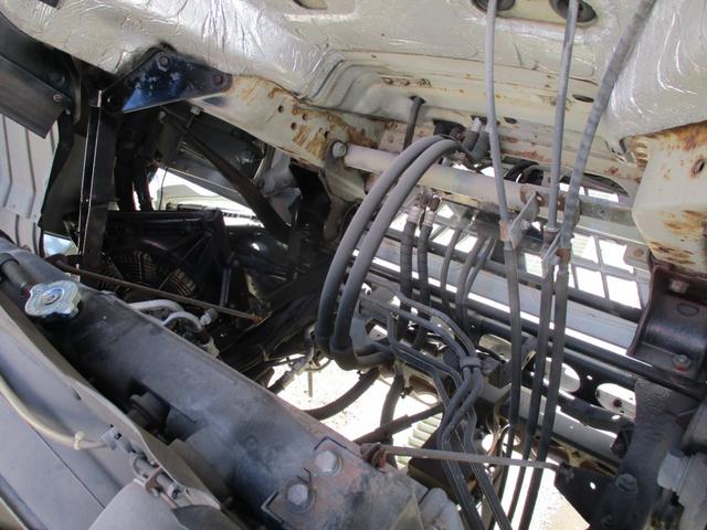 ファイター ２．３トン　２．９３トン吊り　古河ユニック　４段クレーン　フックイン　６速ＭＴ　荷寸５１０／２１０／２０　ベッド　坂道発進補助装置　左電格ミラー　荷台塗装　メッキパーツ　作業灯　タイヤ灯　アウトリガー　４トンベース　４トン車　４トン平　平　平車　ＭＴ（76枚目）